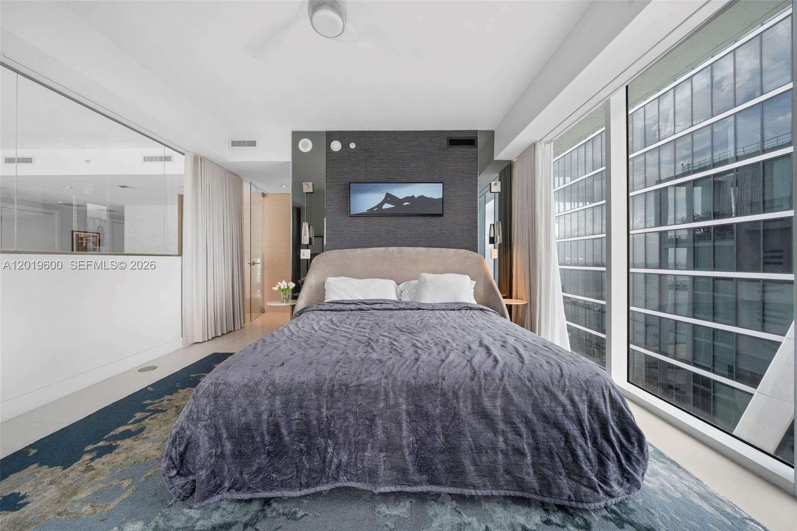 1040 Biscayne Blvd # 4607