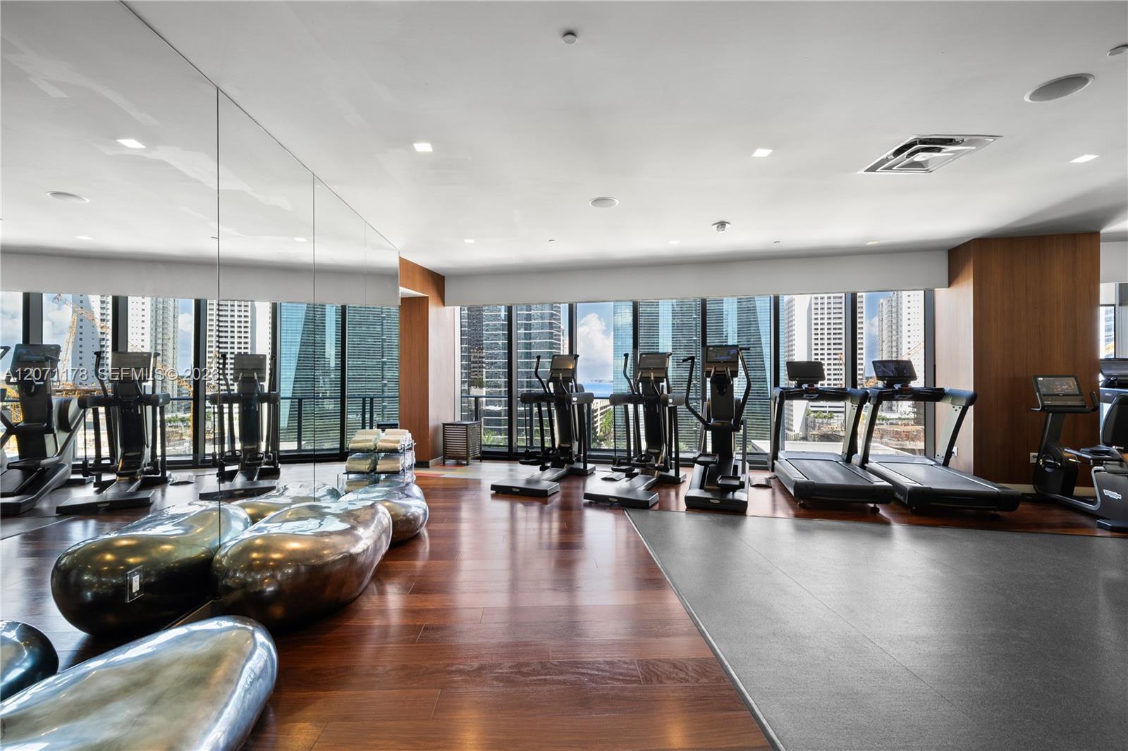 1300 S Miami Ave Unit: 3709