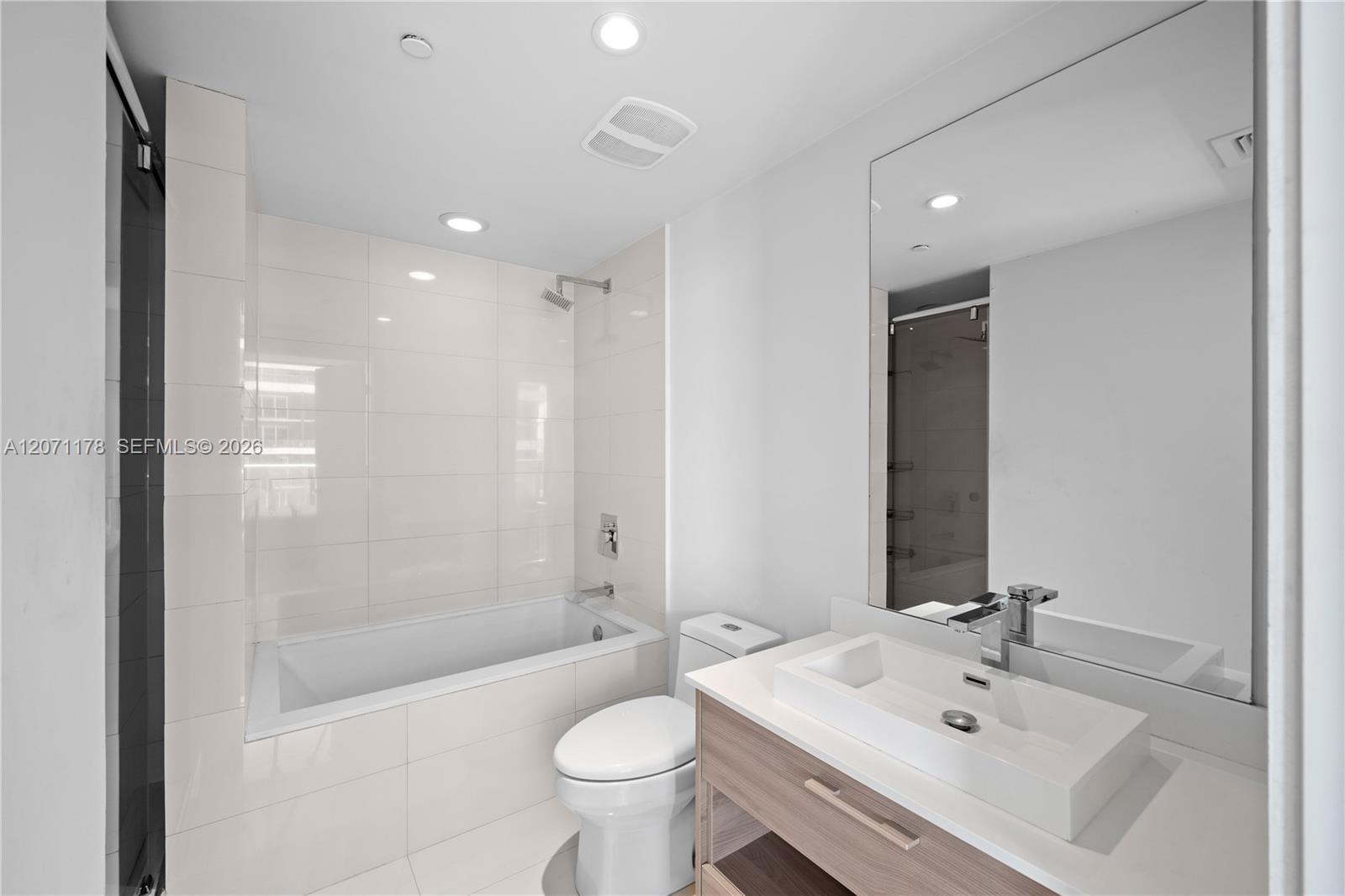 1300 S Miami Ave Unit: 3709
