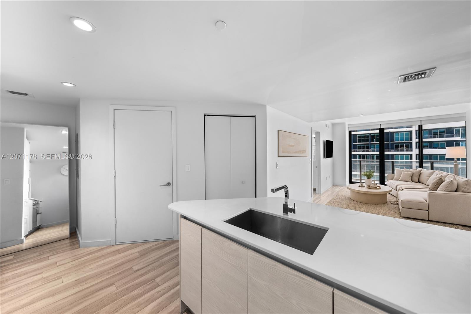 1300 S Miami Ave Unit: 3709