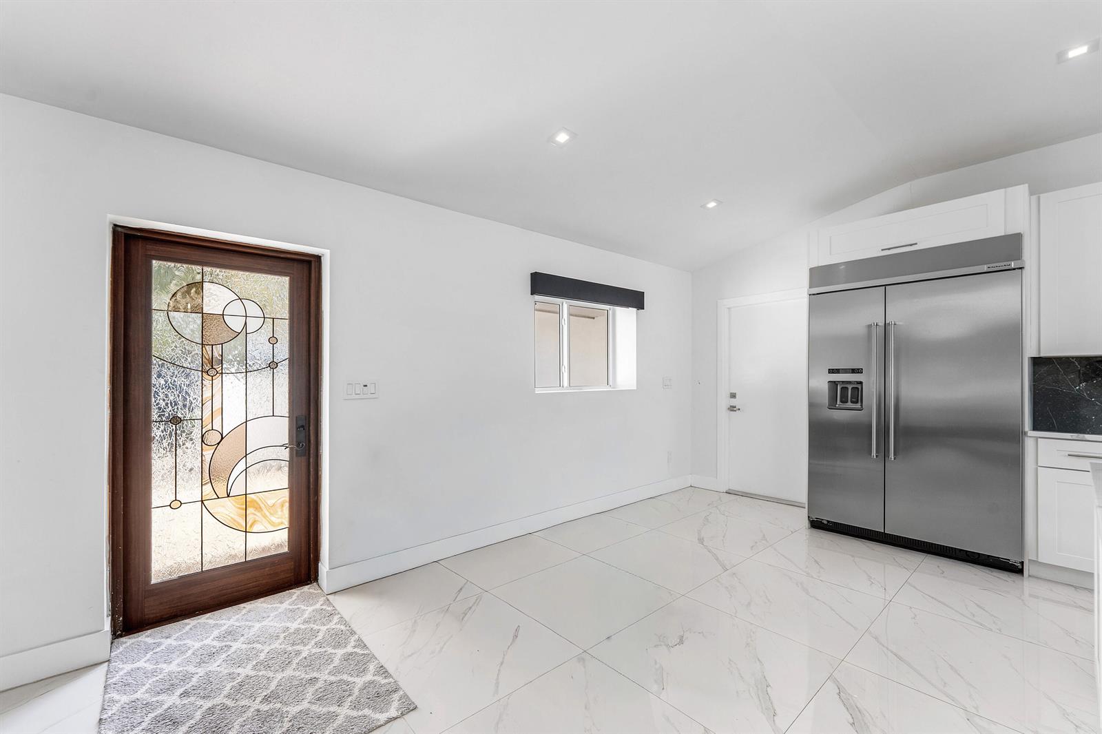 2813 NE 29TH Street
