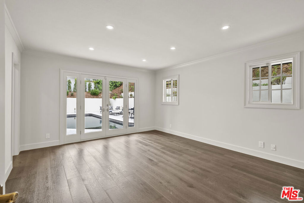 3361 Scadlock Lane