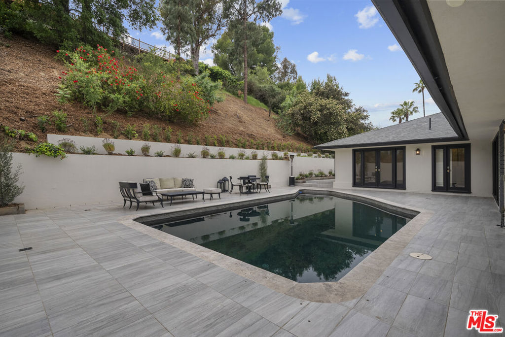 3361 Scadlock Lane