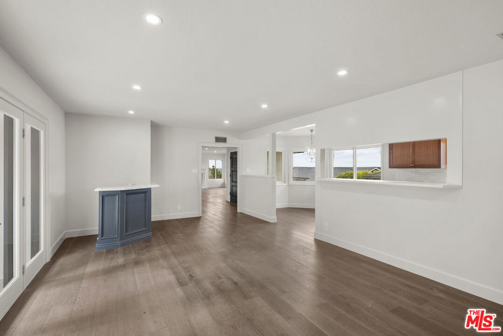 3361 Scadlock Lane