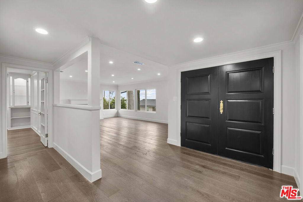 3361 Scadlock Lane
