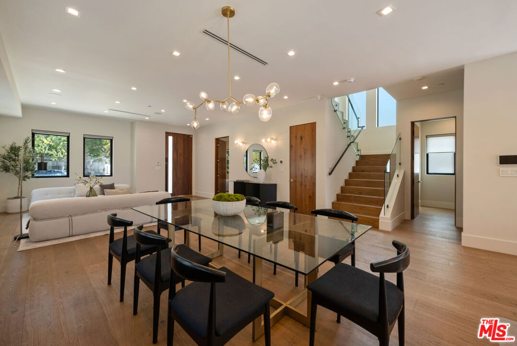 4299 Elmer Avenue