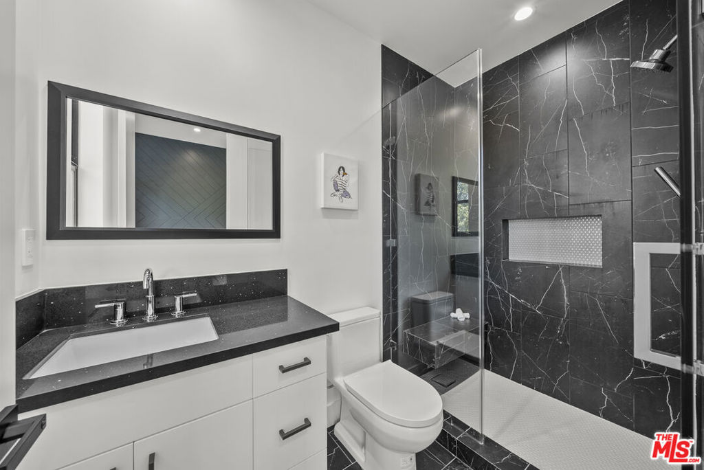 5741 Newcastle Avenue