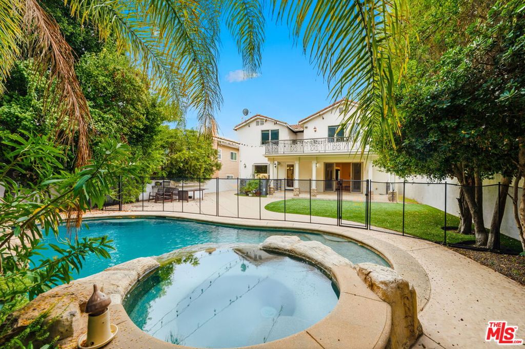 16655 La Maida Street