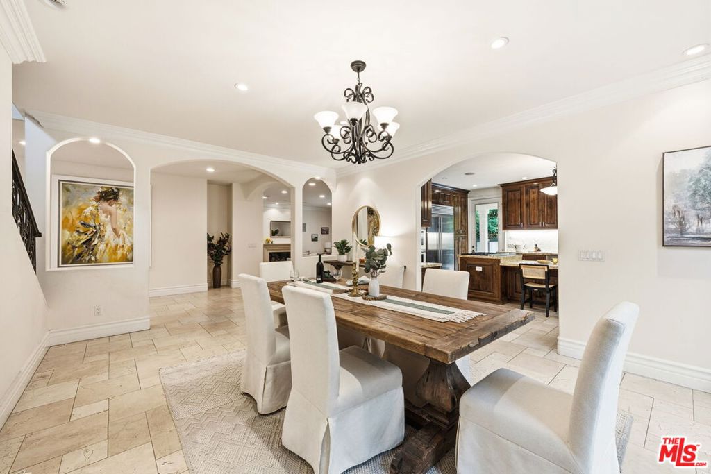 16655 La Maida Street