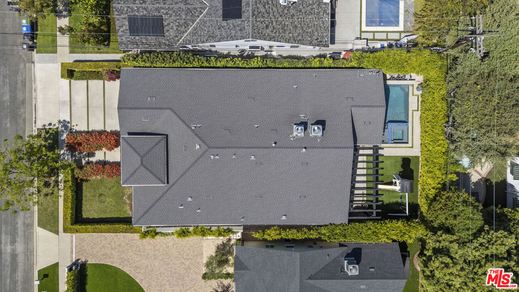 13431 Weddington Street