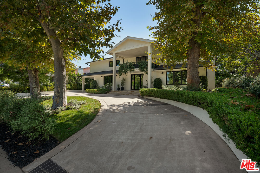 15430 Valley Vista Blvd
