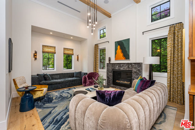 4957 Edgerton Avenue, Encino (los Angeles)