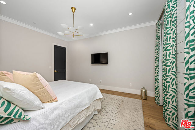 4957 Edgerton Avenue, Encino (los Angeles)