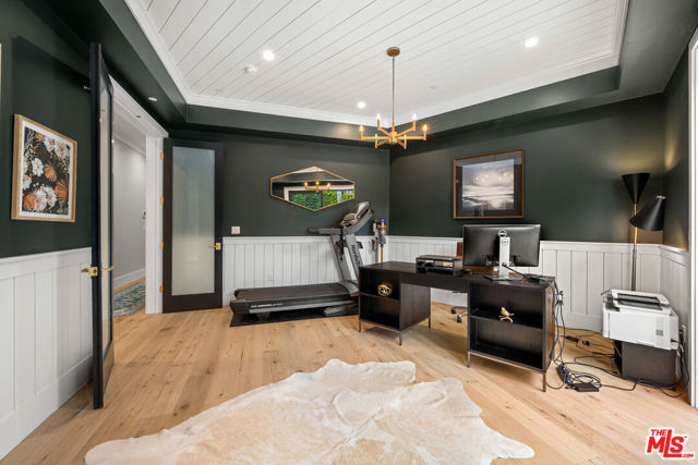 4957 Edgerton Avenue, Encino (los Angeles)