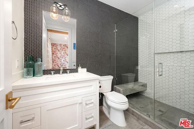 4957 Edgerton Avenue, Encino (los Angeles)