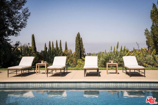 3462 White Rose Way, Encino (los Angeles)