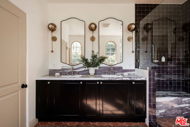 3462 White Rose Way, Encino (los Angeles)