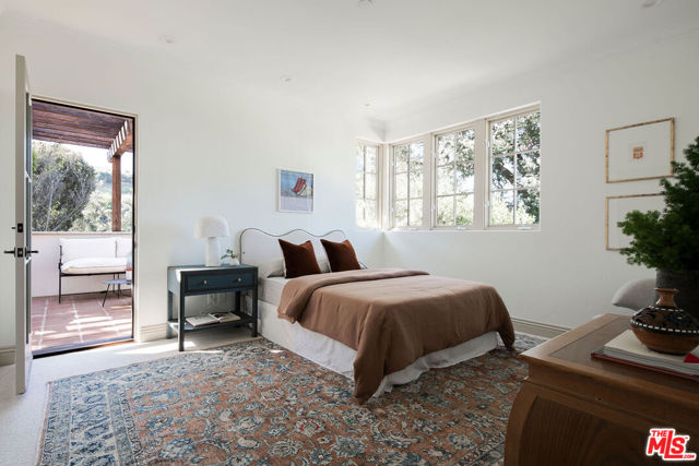 3462 White Rose Way, Encino (los Angeles)