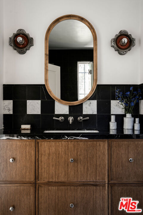 3462 White Rose Way, Encino (los Angeles)