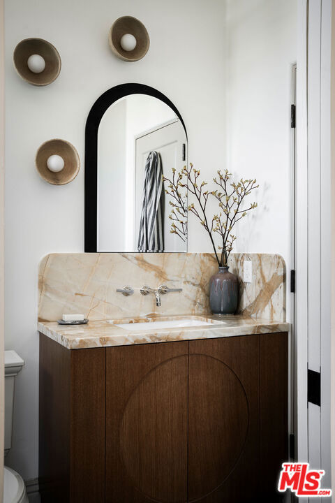 3462 White Rose Way, Encino (los Angeles)