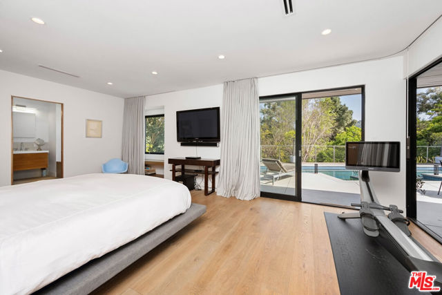 11460 Laurelcrest Road, Studio City (los Angeles)
