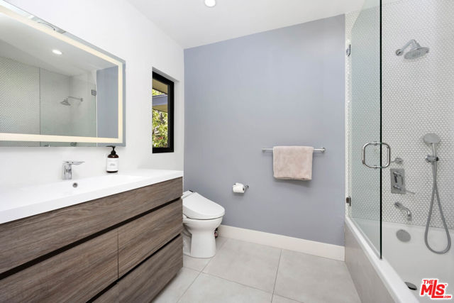 11460 Laurelcrest Road, Studio City (los Angeles)