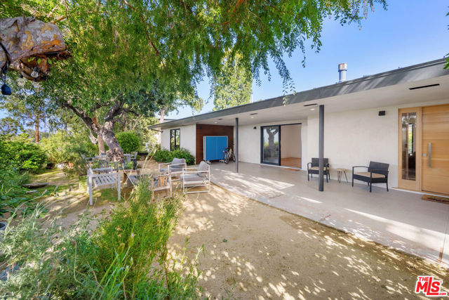 11460 Laurelcrest Road, Studio City (los Angeles)
