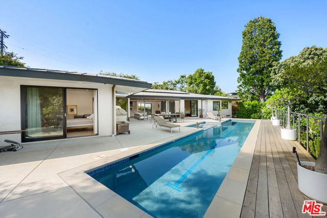 11460 Laurelcrest Road, Studio City (los Angeles)