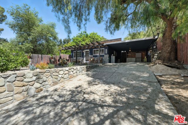 21881 Koontz Way, Topanga (los Angeles)