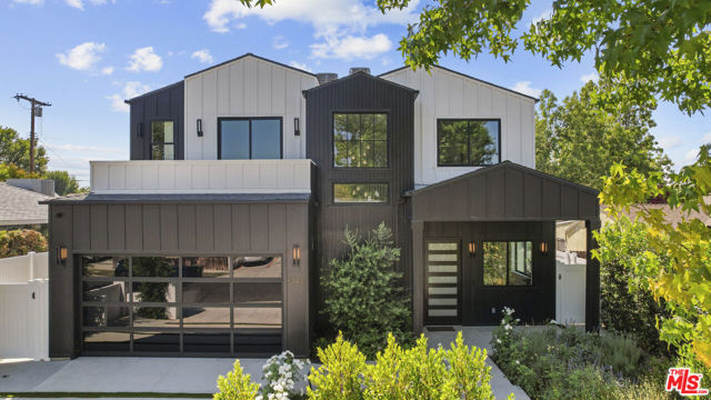 5741 Newcastle Avenue, Encino (los Angeles)