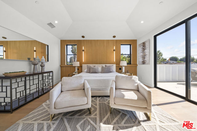 5741 Newcastle Avenue, Encino (los Angeles)