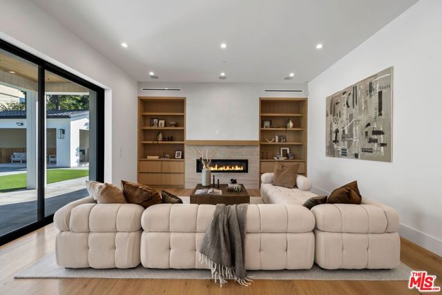 5414 Genesta Avenue, Encino (los Angeles)