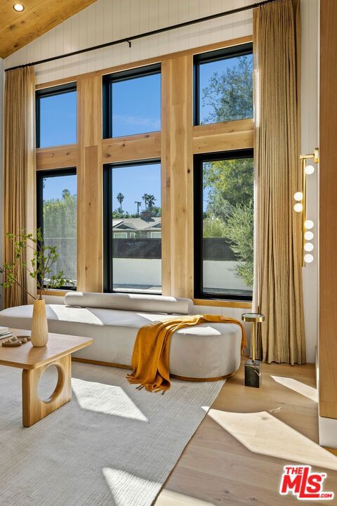 5414 Genesta Avenue, Encino (los Angeles)