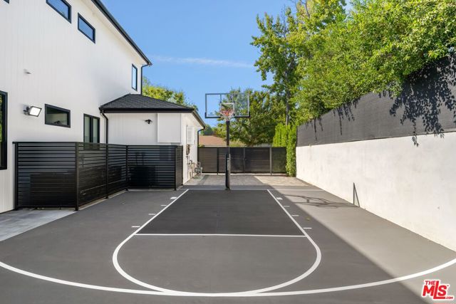 5414 Genesta Avenue, Encino (los Angeles)