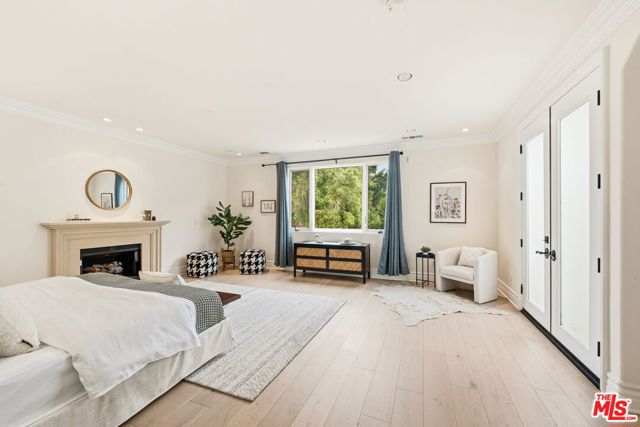 16655 La Maida Street, Encino (los Angeles)