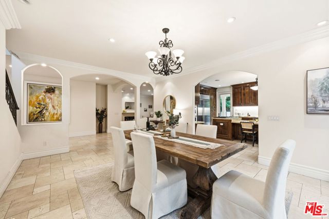 16655 La Maida Street, Encino (los Angeles)