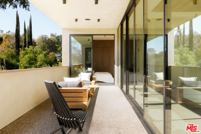 18911 Ringling Street, Tarzana (los Angeles)