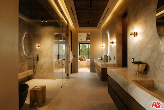 18911 Ringling Street, Tarzana (los Angeles)