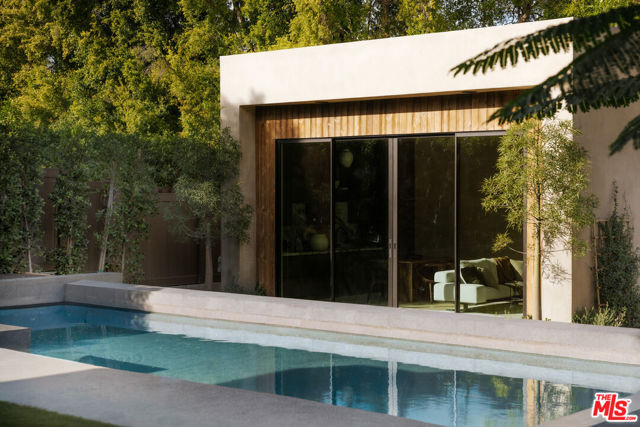 18911 Ringling Street, Tarzana (los Angeles)