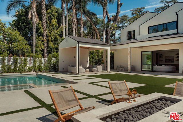 4447 Matilija Avenue