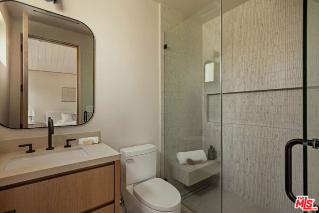 4447 Matilija Avenue