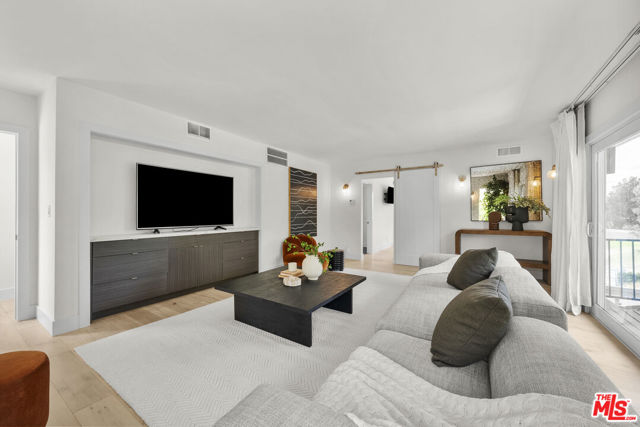 11801 Susan Drive, Granada Hills (los Angeles)