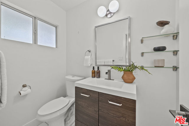 11801 Susan Drive, Granada Hills (los Angeles)