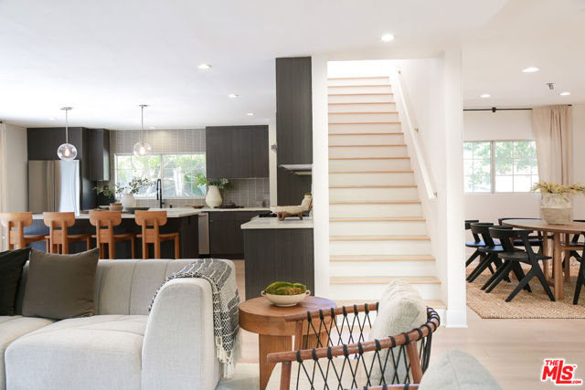 11801 Susan Drive, Granada Hills (los Angeles)