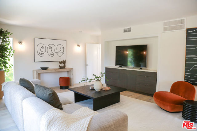 11801 Susan Drive, Granada Hills (los Angeles)