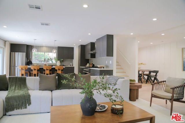 11801 Susan Drive, Granada Hills (los Angeles)