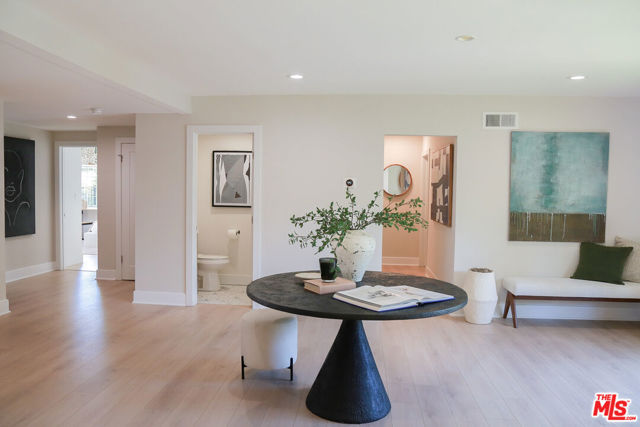 11801 Susan Drive, Granada Hills (los Angeles)