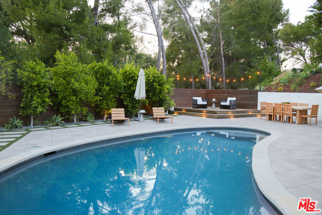 11801 Susan Drive, Granada Hills (los Angeles)