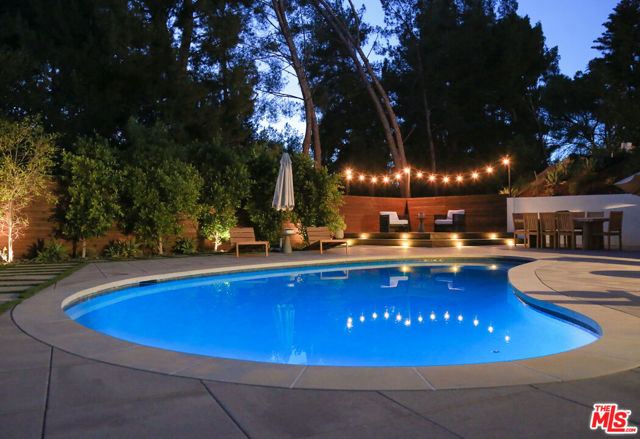 11801 Susan Drive, Granada Hills (los Angeles)