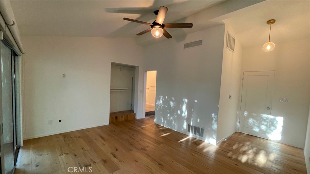 18155 Lake Encino Drive